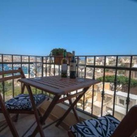 Upper Valley Sea View Kalkara Exteriör bild
